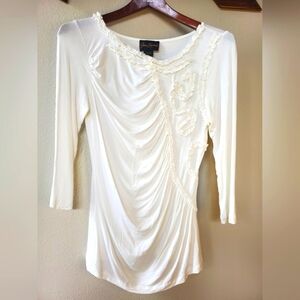 Steven Edwards Womens Tunic top. Ivory. 3/4 lenght sleeves. Ruffles. Size S